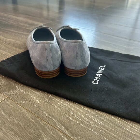 CHANEL Ballet Flats - Picture 2 of 3